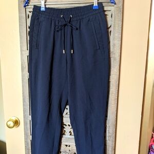 Beautiful H&M Navy Vacay Pants w Pockets